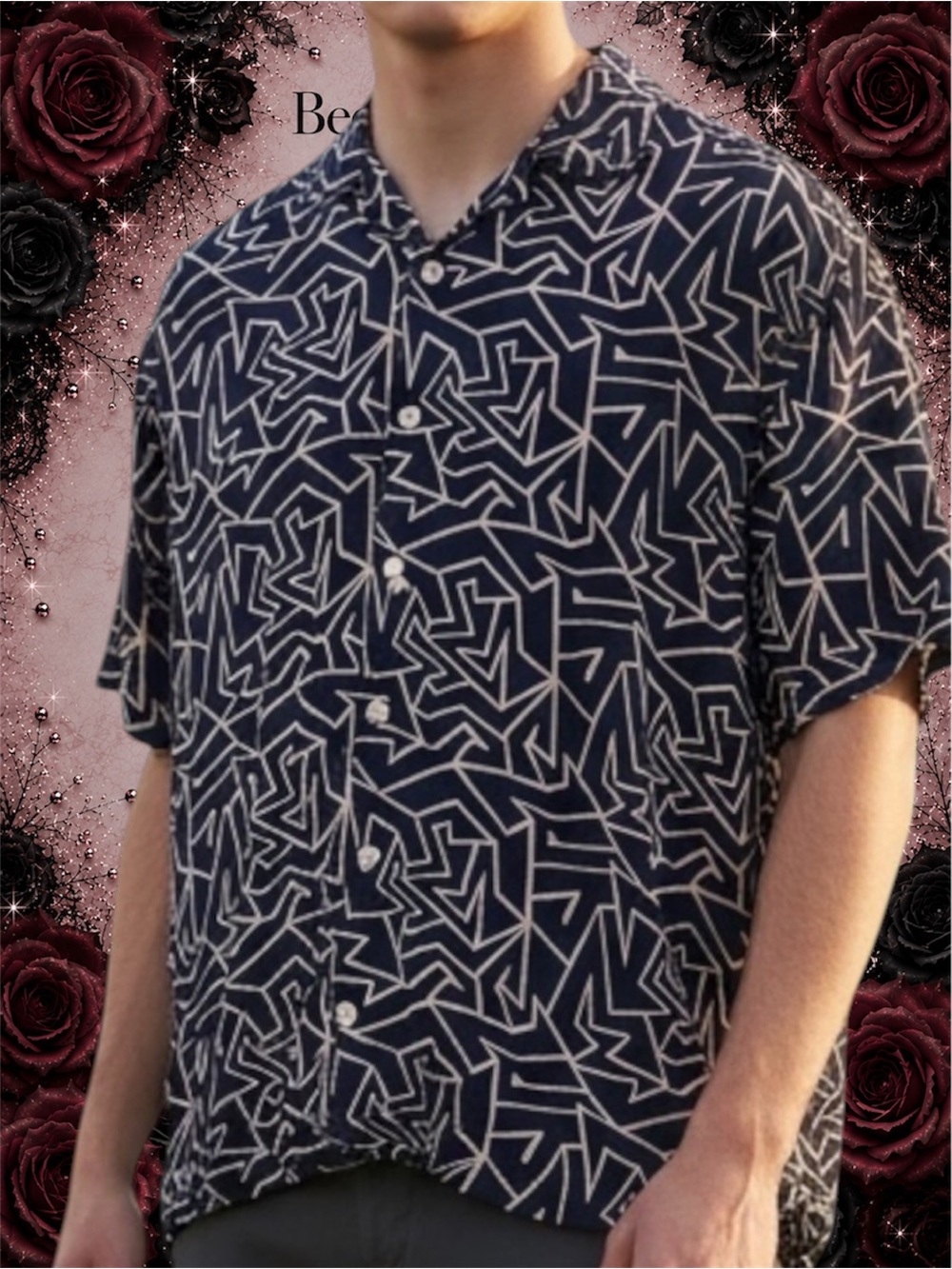 Preowned Original Use Men’s Large Navy Abstract Print Button-Up Short Sleeve Shi